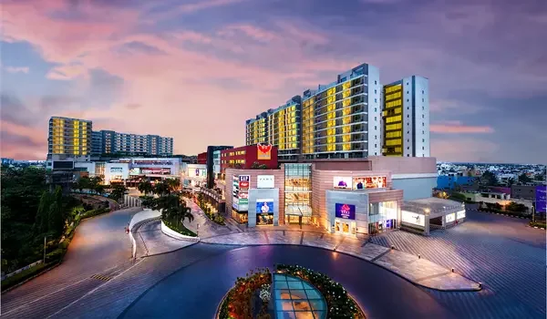 Featured Image of Phoenix Marketcity